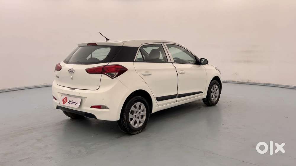 Hyundai Elite I20 [ ] 1.2 Sportz, 2015, Petrol