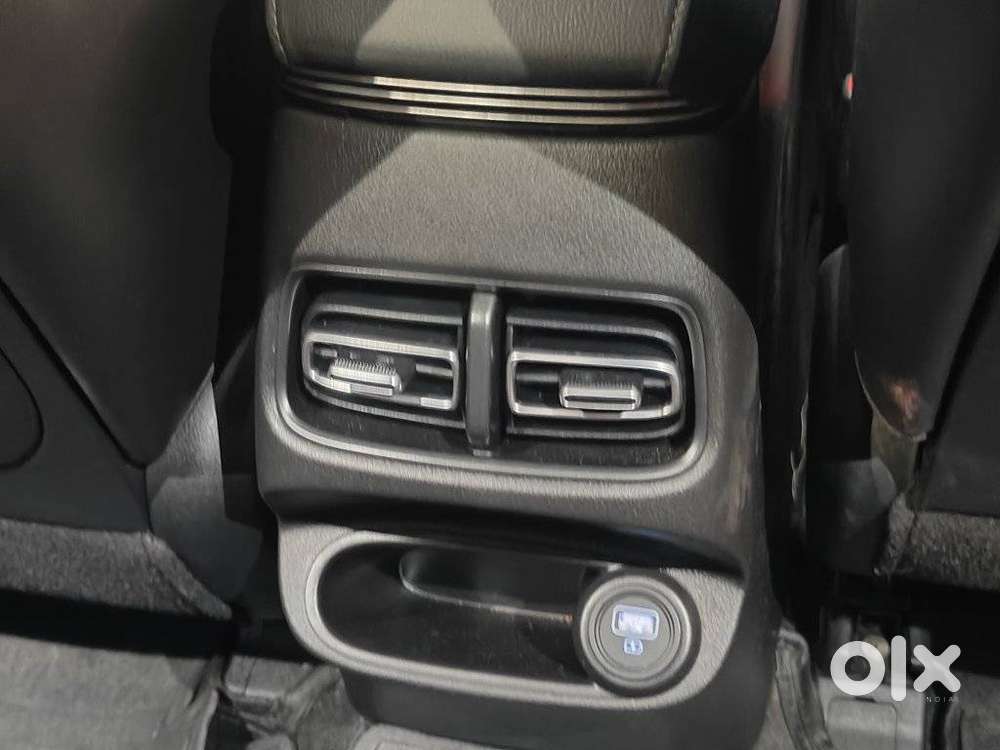 Hyundai Creta Sx (o) 1.5 Petrol Cvt Knight, 2024, Petrol