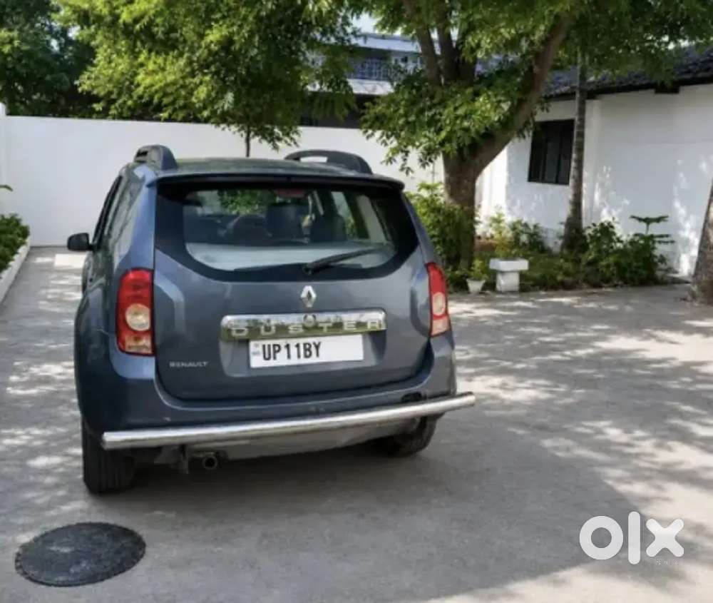 Mahindra Renault Logan 2013