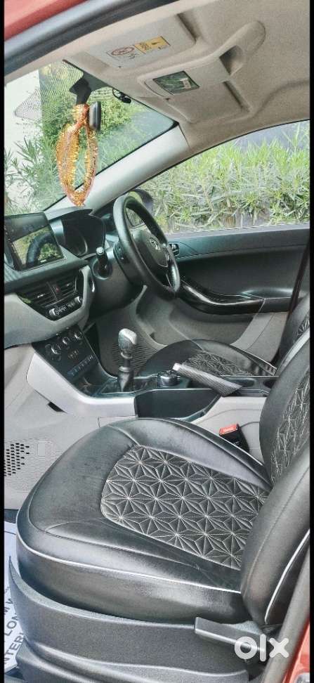 Tata Nexon, 2019, Petrol