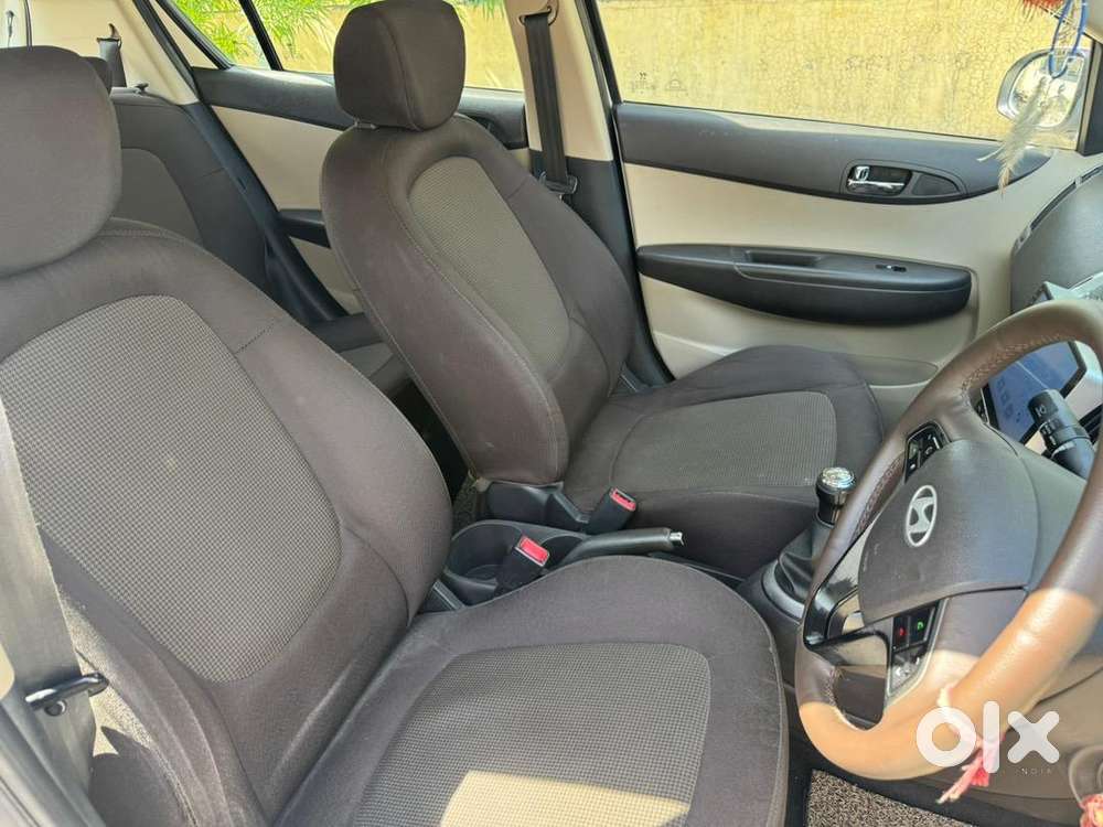 Hyundai I20 2013 Petrol Well Maintained