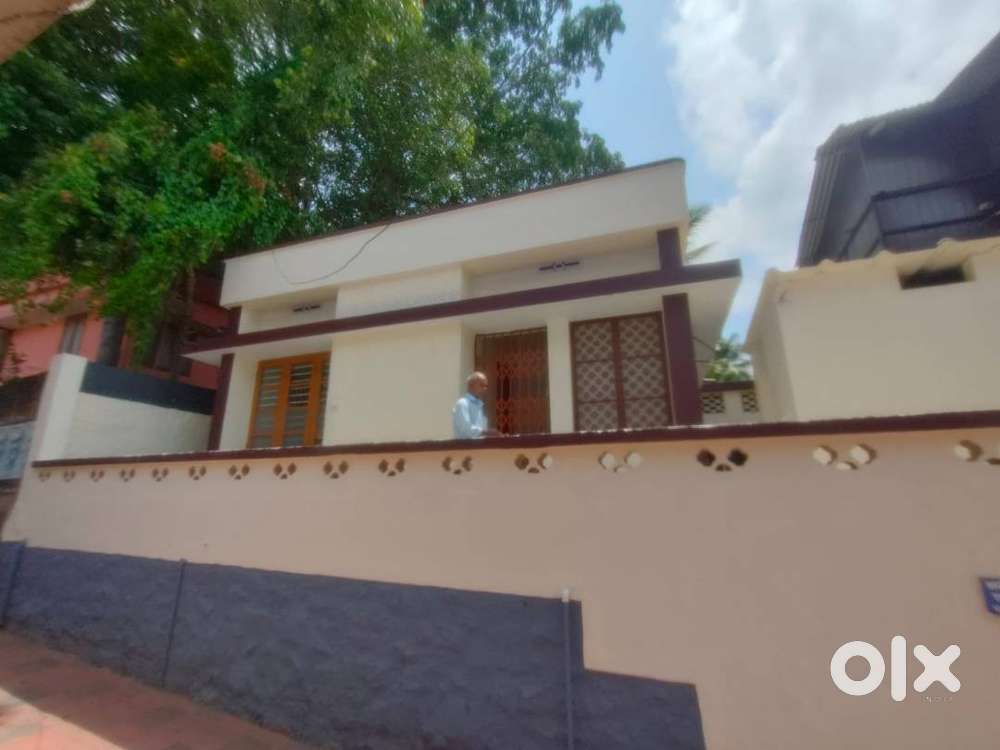 2BHK in Vazhuthacaud