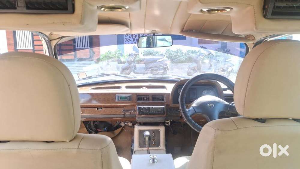 Ambassador Ambassador 2011 Cng & Hybrids Well Maintained