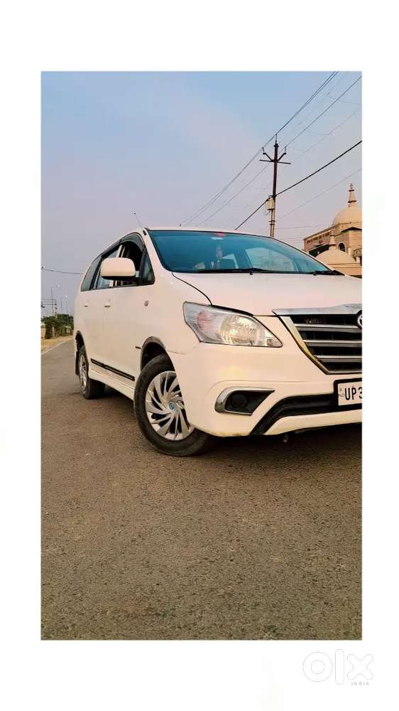 Toyota Innova 2016 Diesel 180000 Km Driven