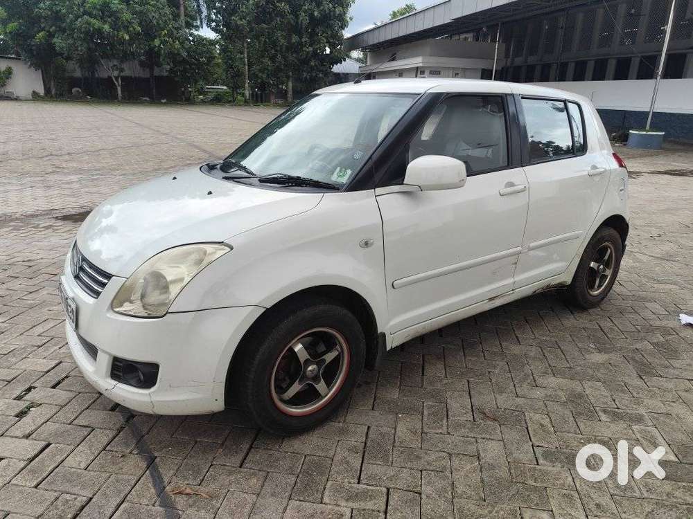 Maruti Suzuki Swift Vdi Bsiv W Abs, 2008, Petrol