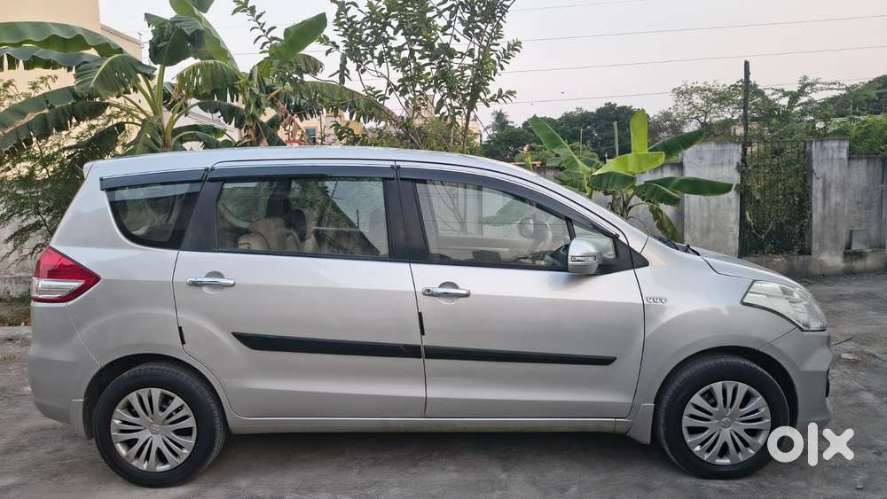 Maruti Suzuki Ertiga Vxi Shvs, 2016, Petrol