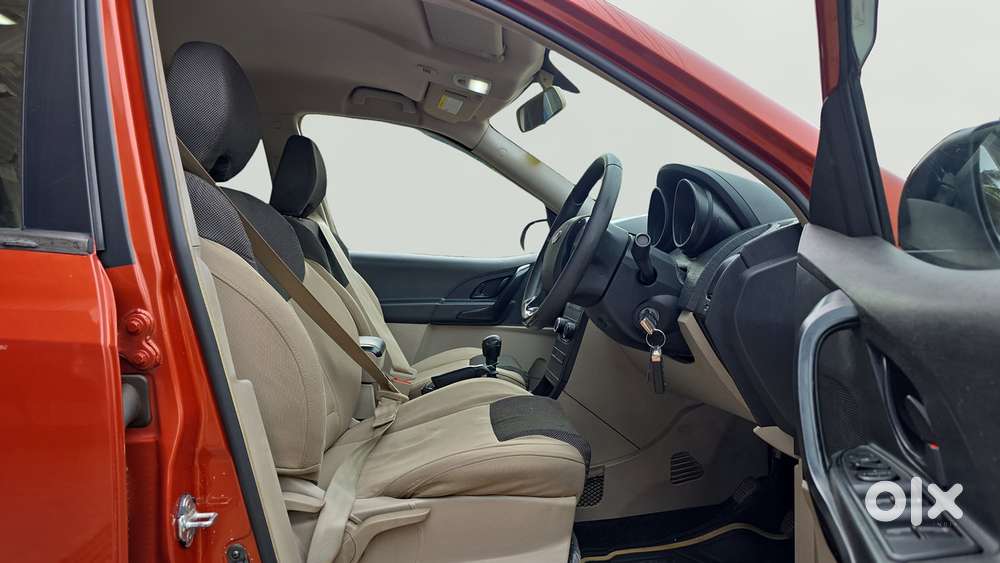Mahindra Xuv500 W4, 2016, Diesel