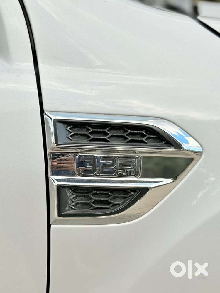 Ford Endeavour 3.2 Titanium At 4x4, 2016