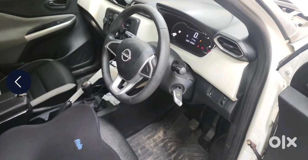Nissan Magnite Amt 2024 Petrol 3000 Km Driven