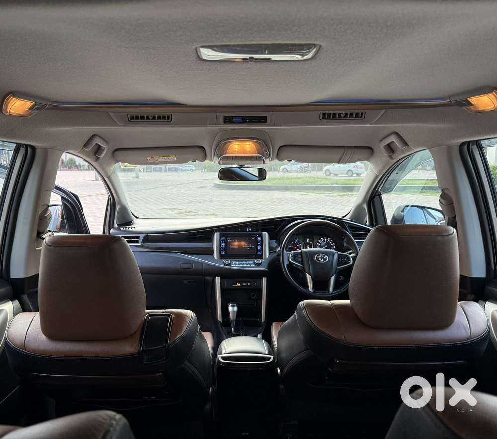 Toyota Innova Crysta 2.8z Automatic, 2018, Diesel
