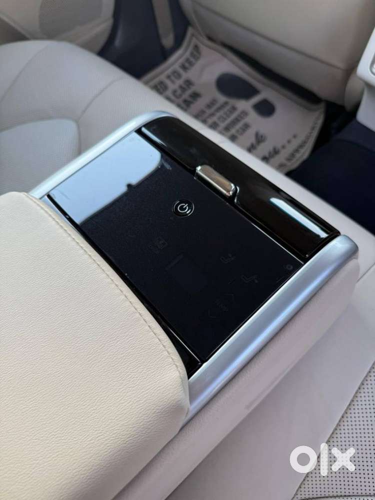 Toyota Camry Hybrid, 2022, Petrol