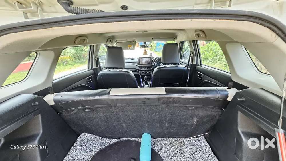 Maruti Suzuki Brezza Lxi Hybrid 2023