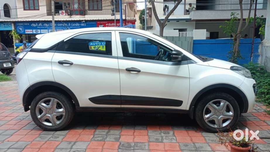 Tata Nexon 1.2 Revotron Xm, 2019, Diesel