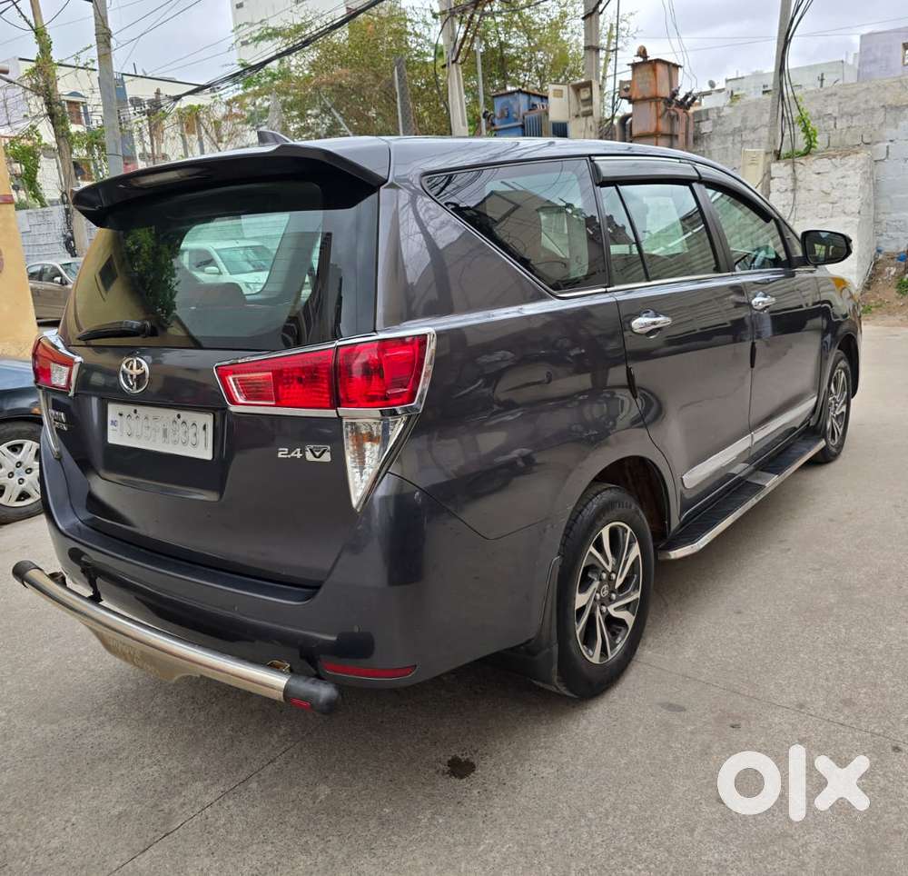 Toyota Innova Crysta [2020-ongoing] 2.4 Vx 7 Str, 2022, Diesel