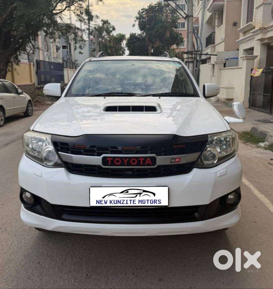 Toyota Fortuner 3.0 4x2 Mt, 2012, Diesel