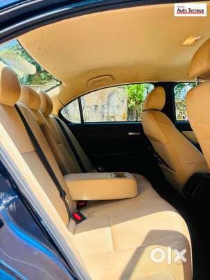 Honda City 1.5 Zx Cvt I-vtec, 2023, Petrol