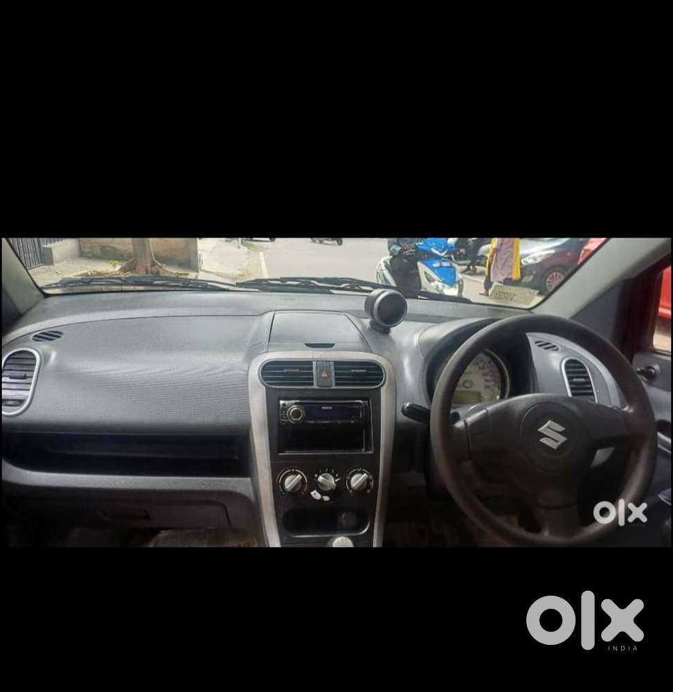 Maruti Suzuki Ritz Vxi, 2011, Petrol