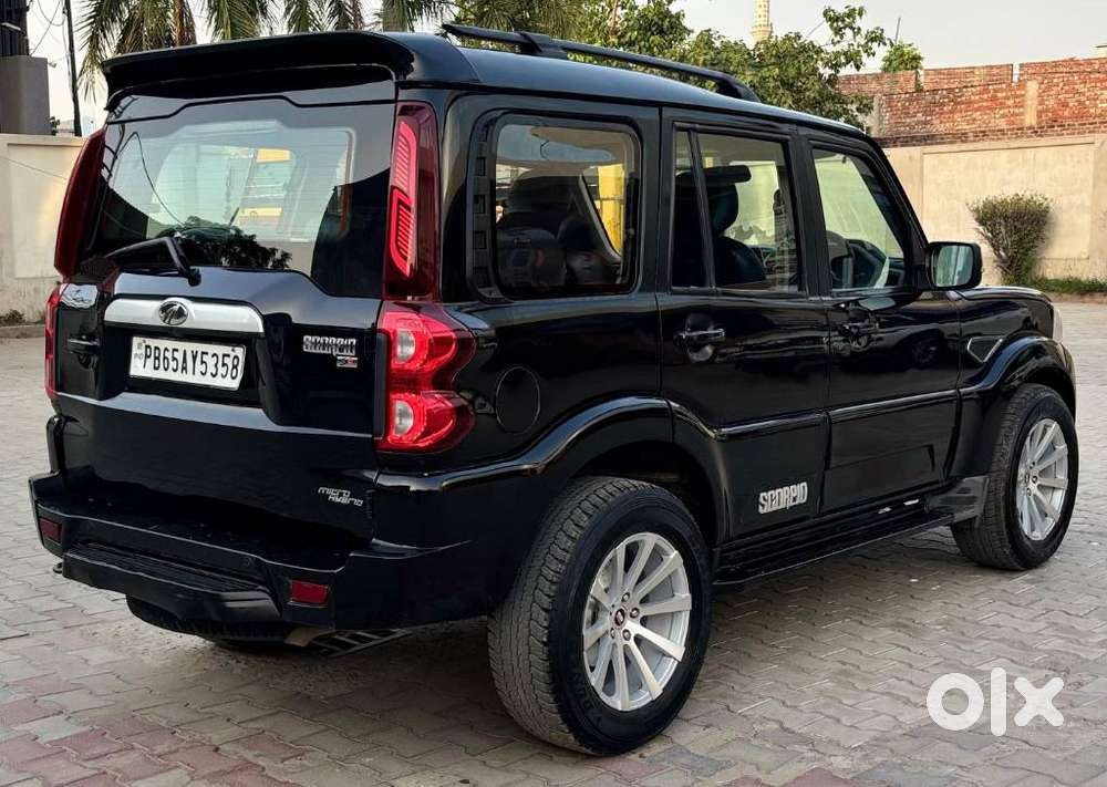 Mahindra Scorpio Classic, 2020, Diesel