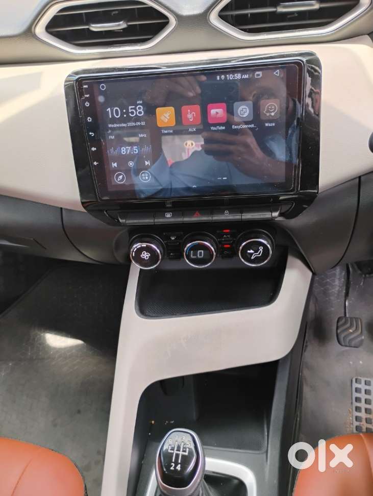 Nissan Magnite 1.0 Xv Red Edition, 2024, Petrol