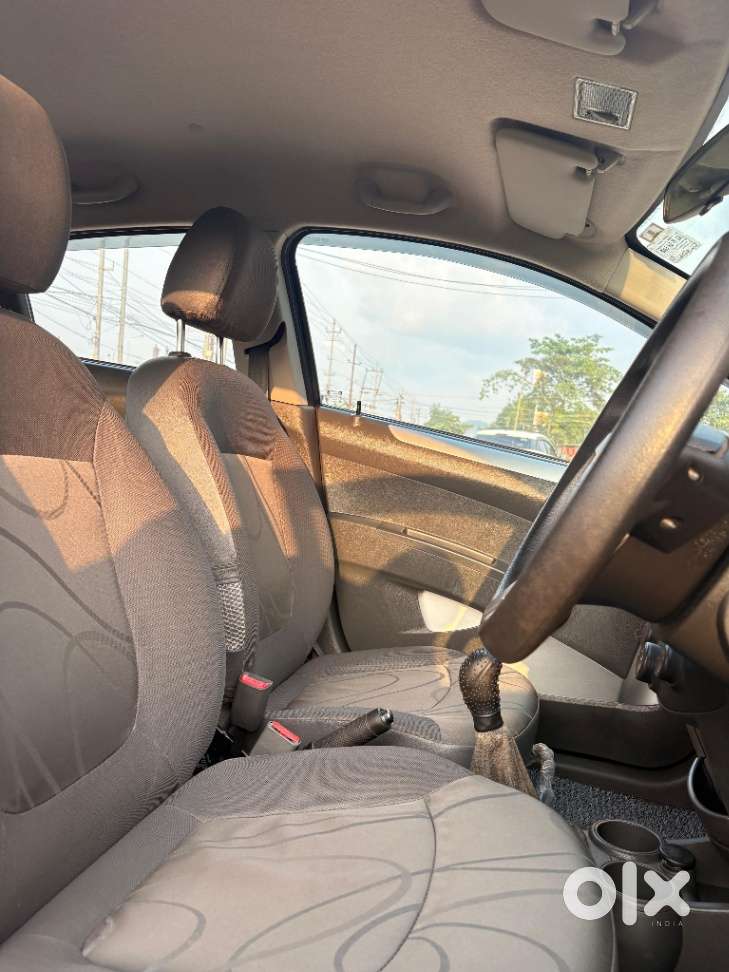 Chevrolet Beat, 2013, Petrol