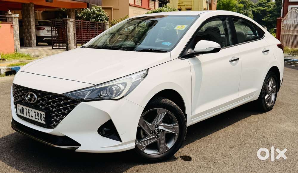 Hyundai Verna 1.5 Sx Petrol Mt, 2023, Petrol