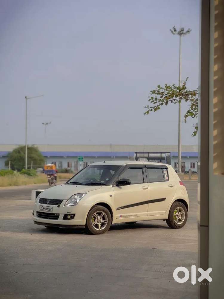 Maruti Suzuki Swift 2009 Diesel 183000 Km Driven