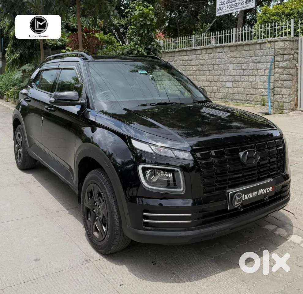 Hyundai Venue Sx 1.2 Mt Knight Edition, 2023, Petrol
