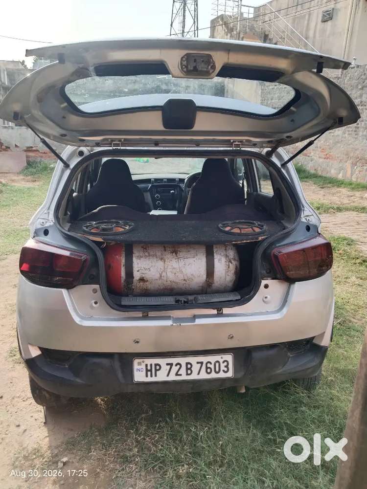 Cng Mahindra Kuv100 2017 K6 Plus