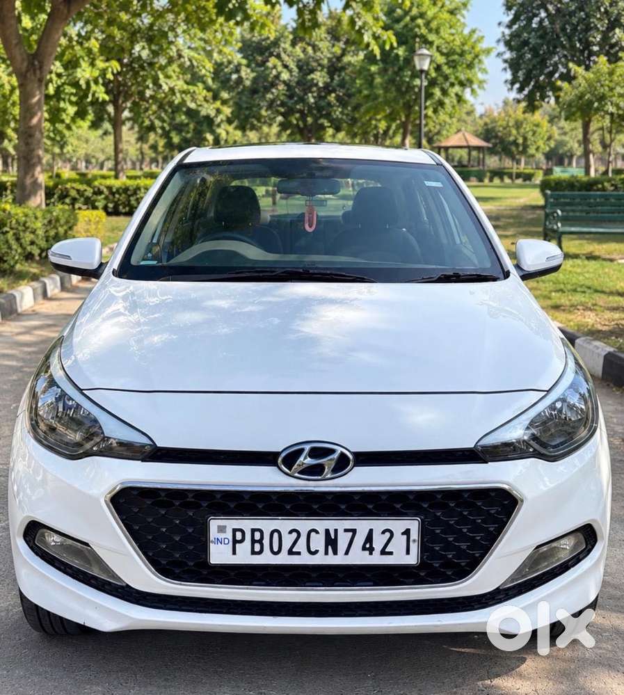 Hyundai I20 Sportz 1.2 Bs-iv, 2015, Petrol