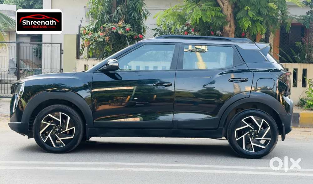 Mahindra Xuv 3xo Ax7 Diesel Mt, 2025, Diesel