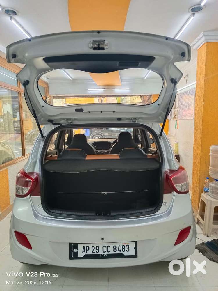 Hyundai Grand I10 2013-2016 Sportz, 2014, Petrol