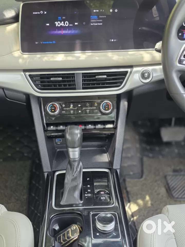 Mahindra Xuv700 2.2 Ax 7 Diesel At Str Awd, 2022, Diesel