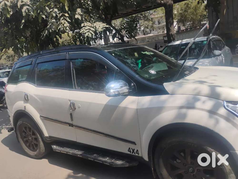 Mahindra Xuv500 2017 Diesel 85000 Km Driven