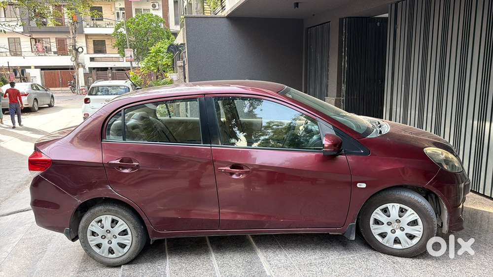 Honda Amaze Petrol 2015