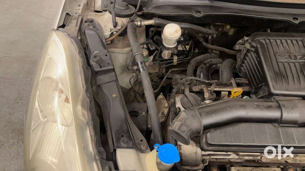 Maruti Suzuki Swift Vvt Vxi, 2013, Petrol
