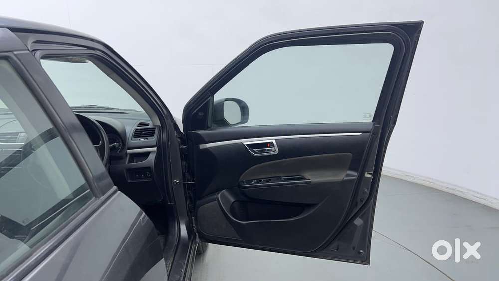 Maruti Suzuki Swift Vvt Vxi, 2016, Petrol