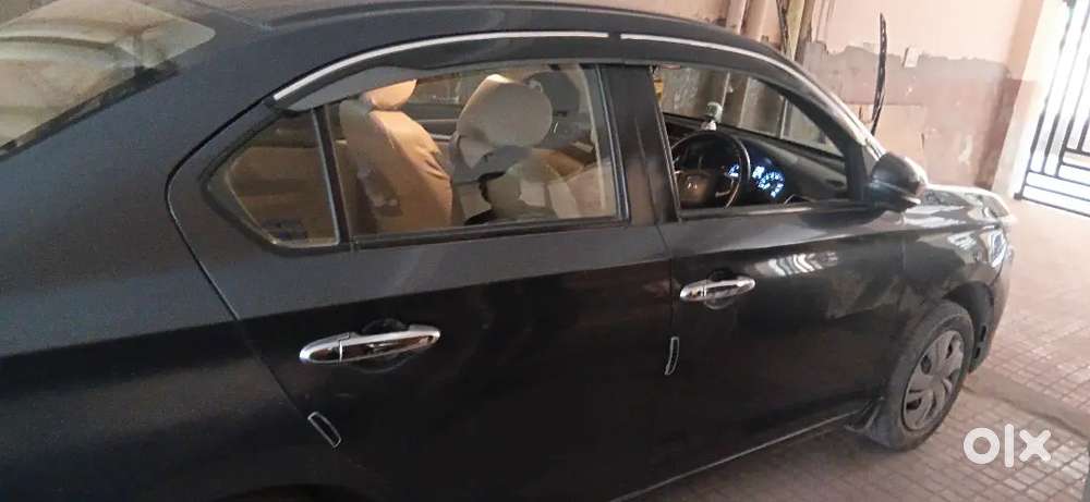 Honda Amaze 2023 Petrol Well Maintained