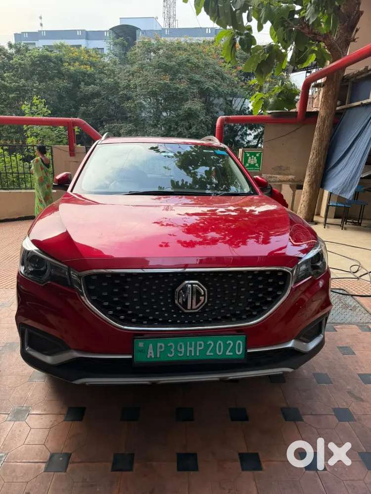 Mg Zs Ev Red
