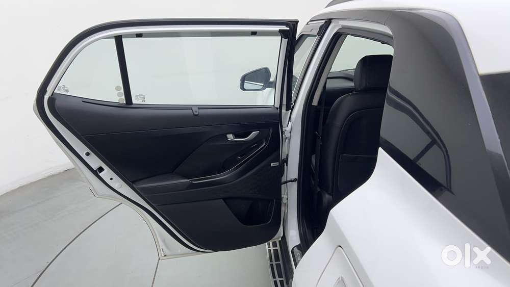 Hyundai Creta Sx (o) 1.5 Petrol Cvt Knight, 2023, Petrol