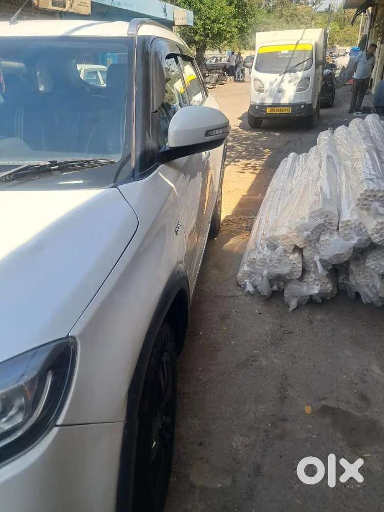 Maruti Suzuki Brezza 2017 Diesel 75000 Km Driven