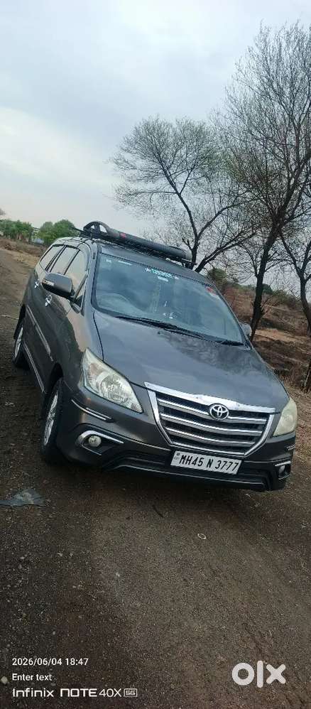 Toyota Innova 2012 Diesel Well Maintained