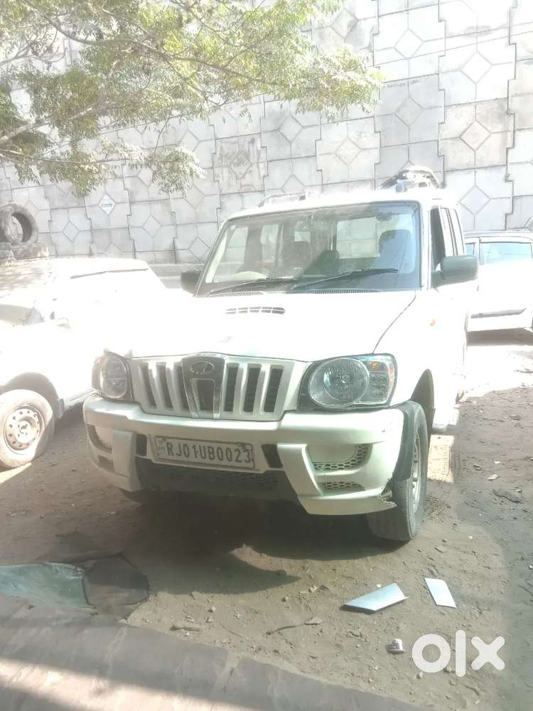 Mahindra Scorpio Classic 2012