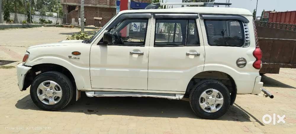 Mahindra Scorpio Classic 2012 Diesel 174000 Km Driven