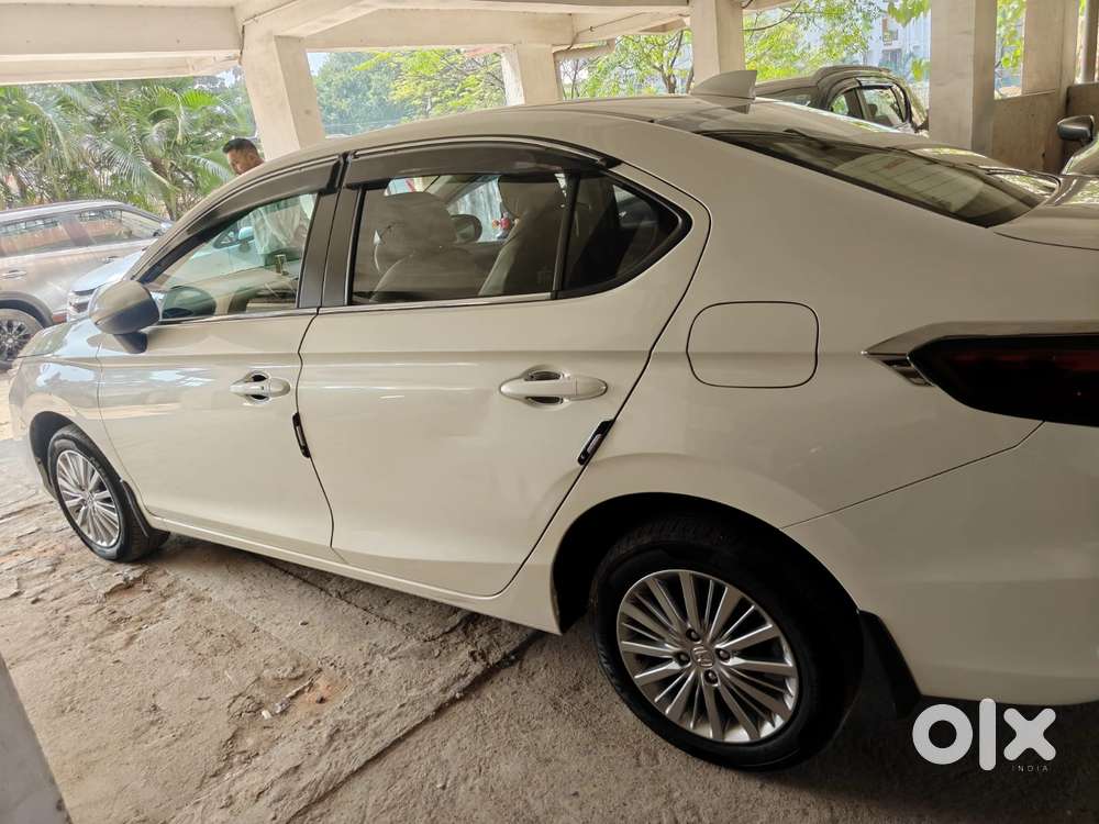 Honda City 1.5 V 5th Gen I-vtec Mt, 2022, Petrol