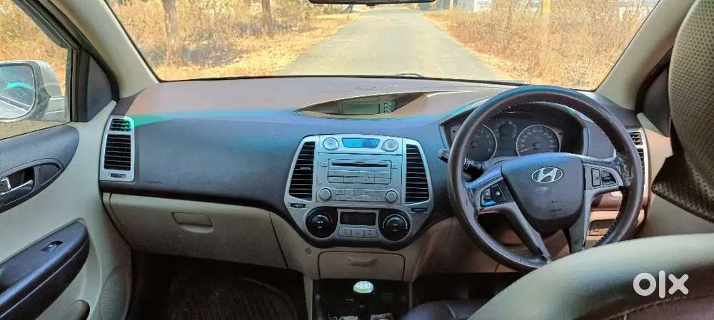 Hyundai I20 Asta Petrol Manual 2010