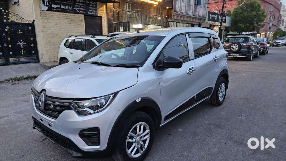 Renault Triber Rxt, 2020, Petrol
