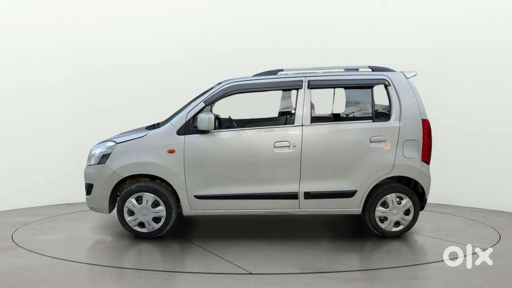 Maruti Suzuki Wagon R 1.0 Vxi Amt, 2017, Petrol