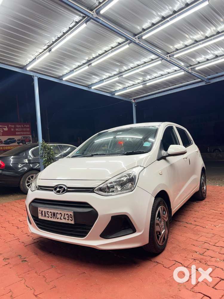 Hyundai Grand I10 Era, 2015, Petrol