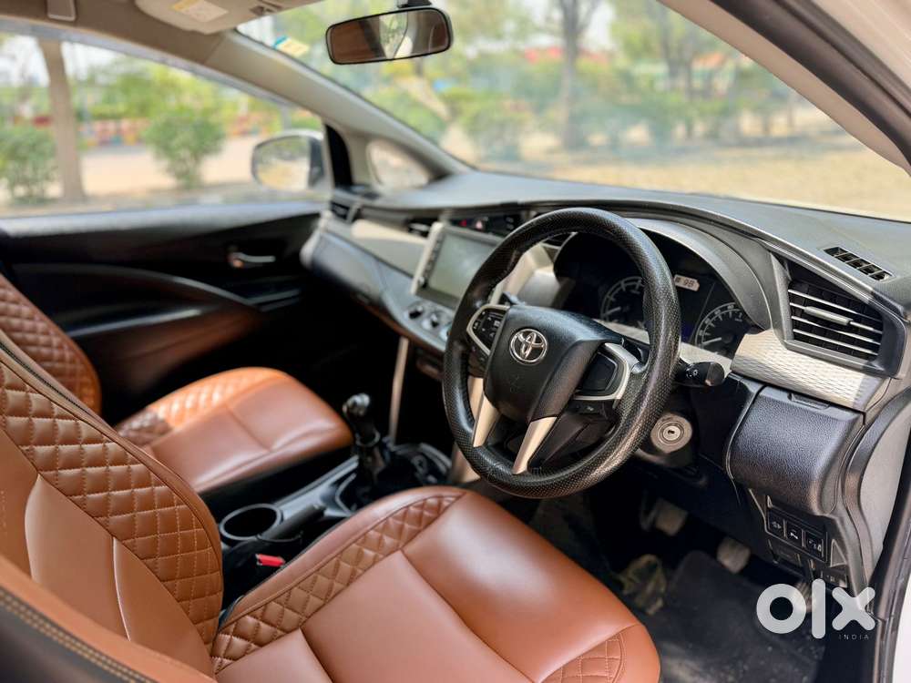 Toyota Innova Crysta 2.4 Gx Mt, 2023, Diesel