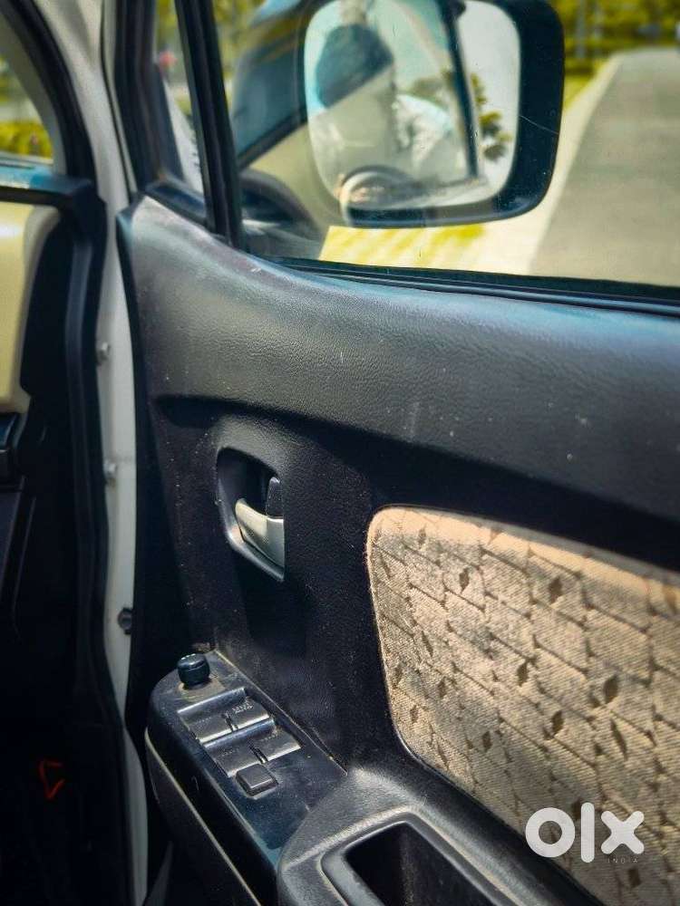 Maruti Suzuki Swift Amt Vxi, 2018, Petrol